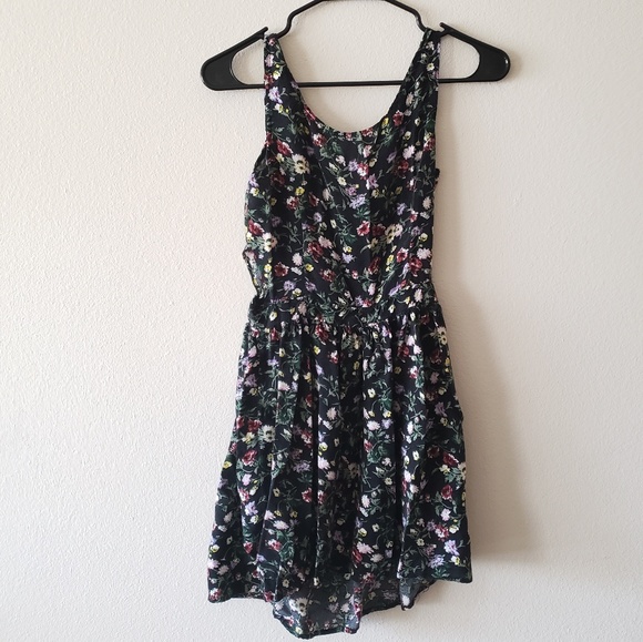 Urban Renewal Dresses & Skirts - Urban Renewal Floral Dress Small